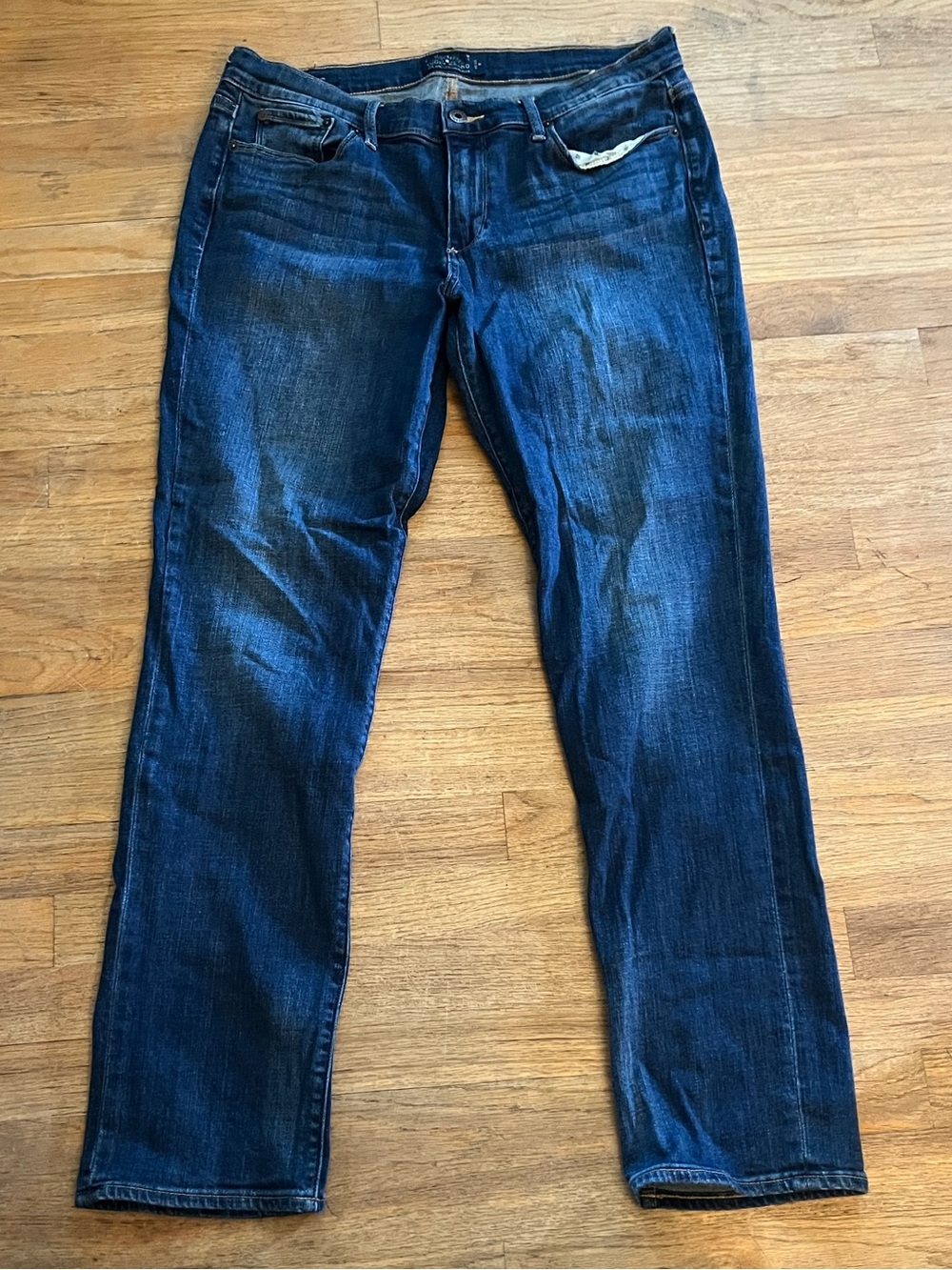 Lucky Brand Women's Dark Blue Straight-Leg Jeans